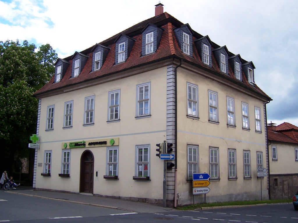 Schleusinger Straße 1 (1)