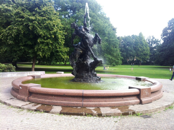 Bremen Zentaurenbrunnen von August Sommer