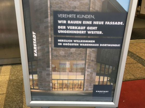 Bild der neuen Fassade des Dortmunder Karstadt-Hauses