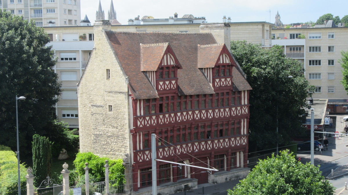 Maison des Quatrans, Caen